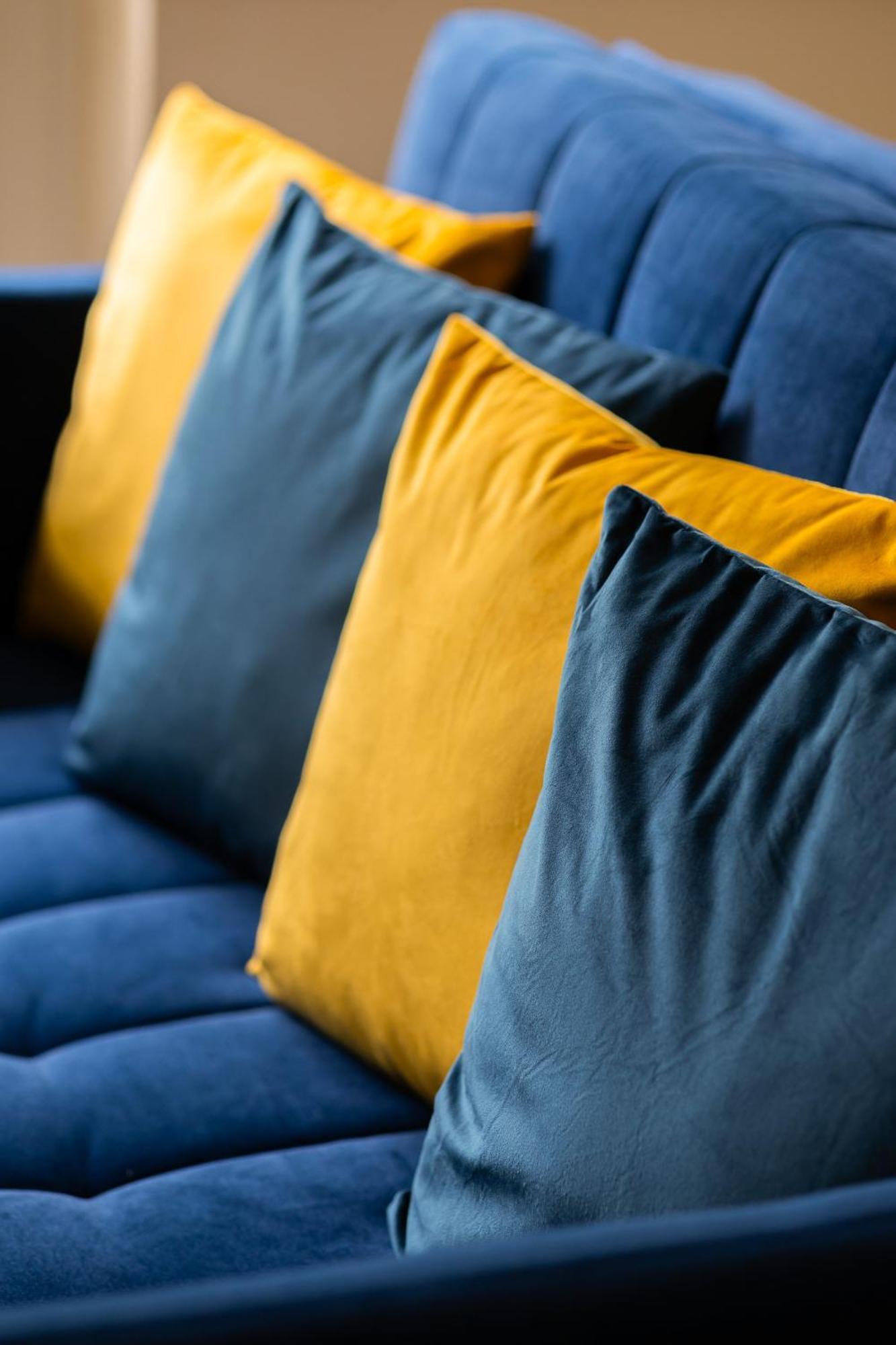 Leilighet Bright For 4 People In By Renters Warszawa