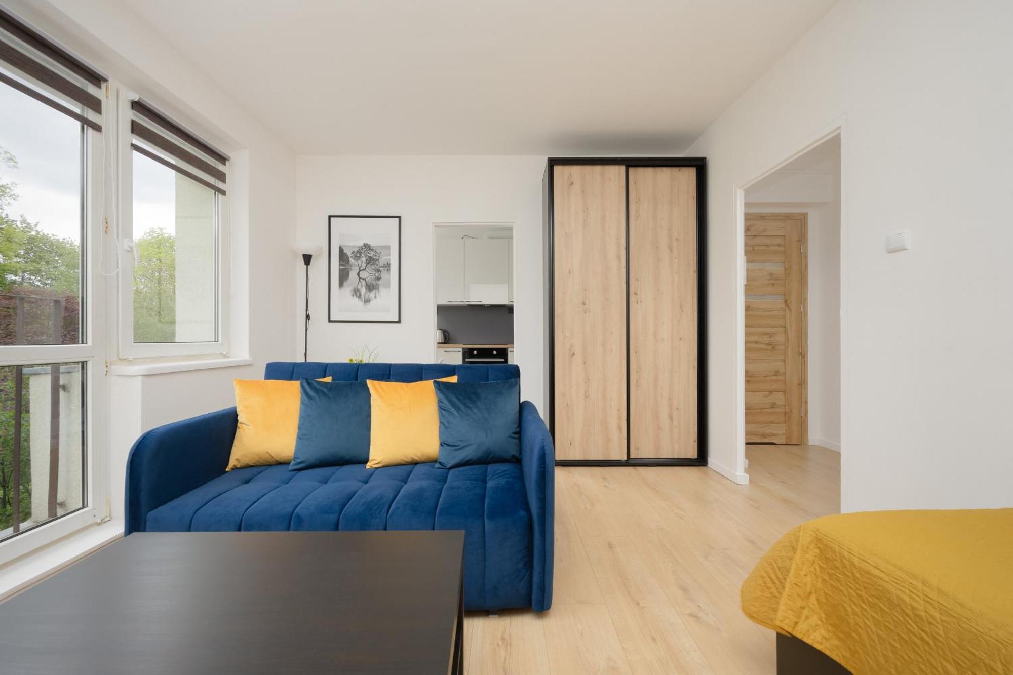 Apartment Bright For 4 People In By Renters *